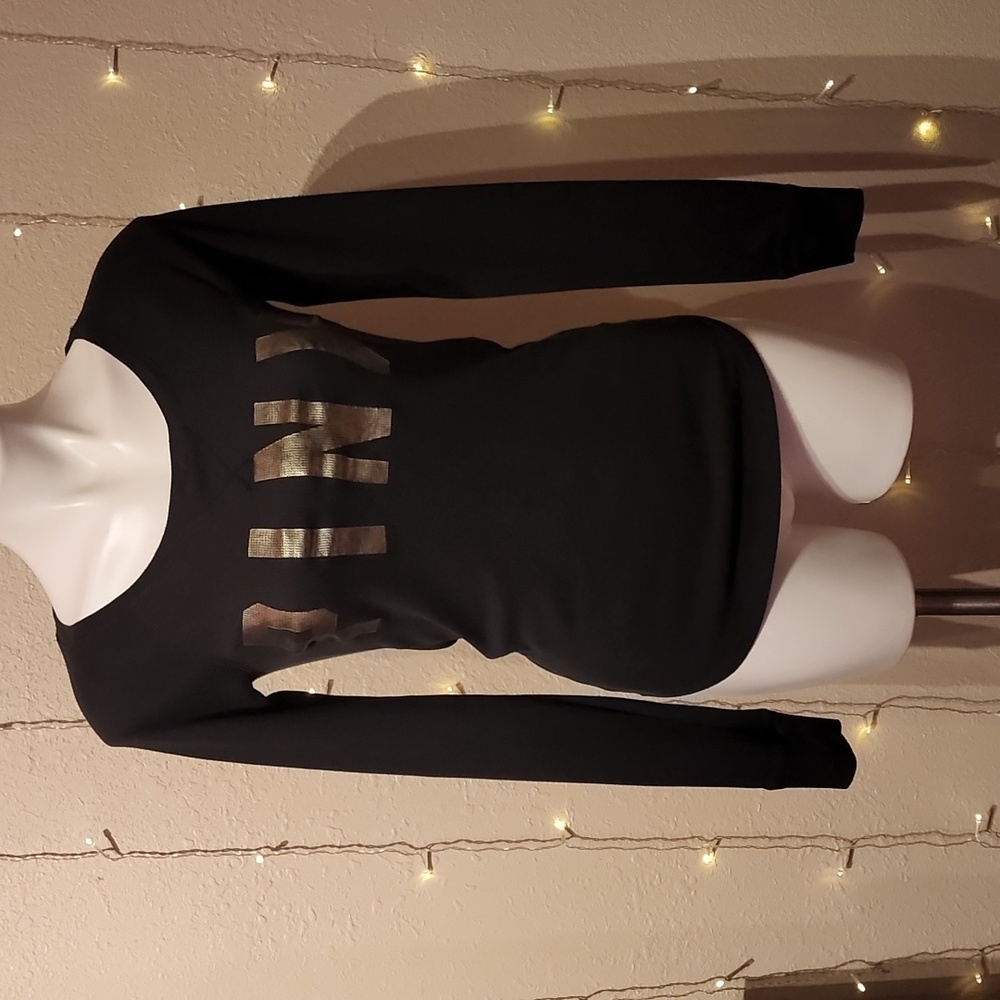 3 victoria‎ secrets tops  xs